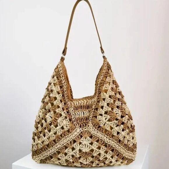 Handbags - NEW Boutique Beach Bag